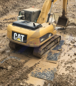 注文のロゴの HDPE の地面の保護のマットの保護トラック マット システム
